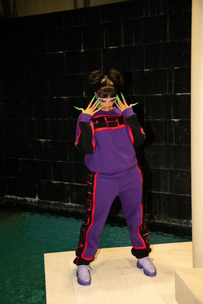 Watch Cardi B's leaked NSFW photo on TwXstars