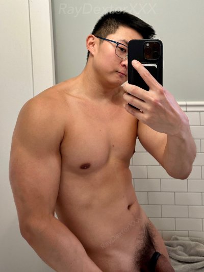 Watch Ray Dexter ($4 OF)'s leaked NSFW photo on TwXstars