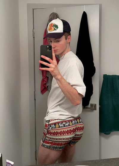 Watch Ansel Prower's leaked NSFW photo on TwXstars