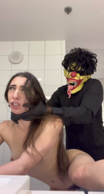 Watch Gibby 🤡's leaked NSFW photo on TwXstars