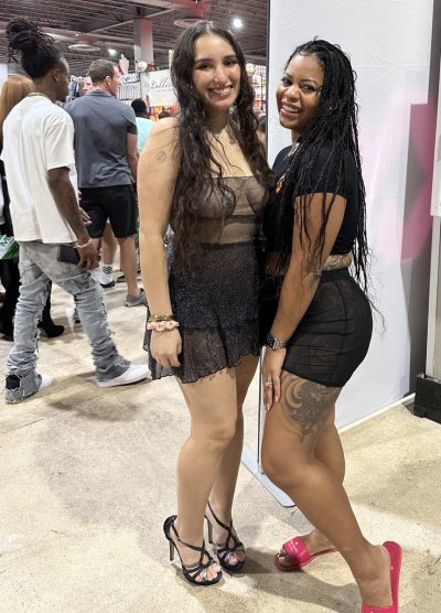 Watch Nancy Miami ✨'s leaked NSFW photo on TwXstars