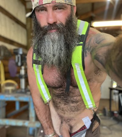 Watch Antlerfinder's leaked NSFW photo on TwXstars