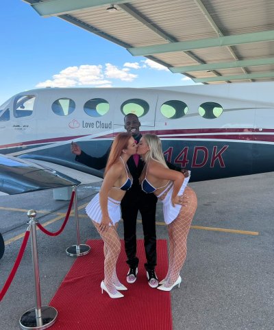 Watch Kayla East 0.1% 💙🤍's leaked NSFW photo on TwXstars