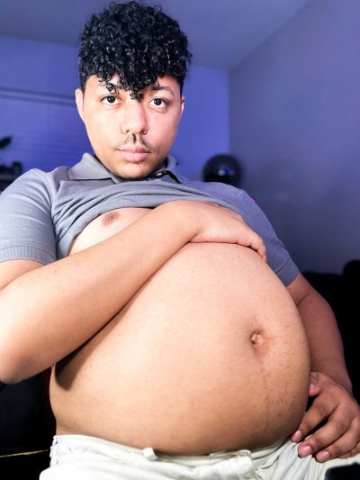 Watch Belly Hadid's leaked NSFW photo on TwXstars