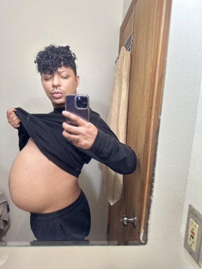 Watch Belly Hadid's leaked NSFW photo on TwXstars