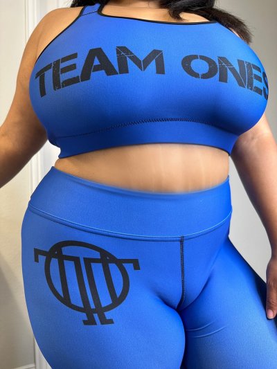 Watch Mizzmelons's leaked NSFW photo on TwXstars