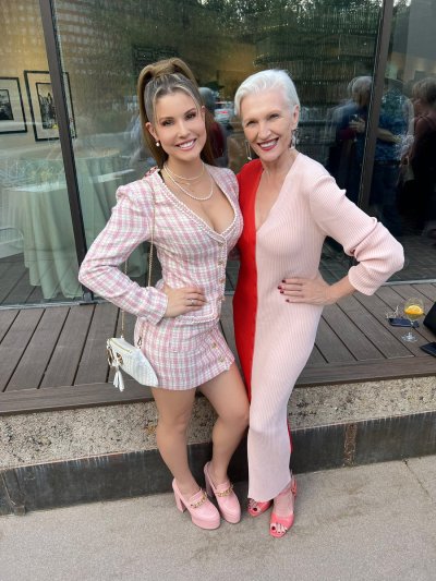 Watch Amanda Cerny's leaked NSFW photo on TwXstars