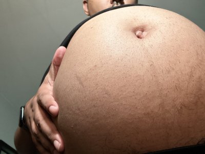 Watch Belly Hadid's leaked NSFW photo on TwXstars