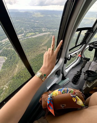 Watch Olivia May ✨'s leaked NSFW photo on TwXstars