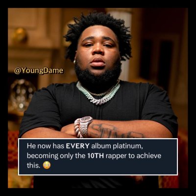 Watch undefeated_visual2.0's leaked NSFW photo on TwXstars