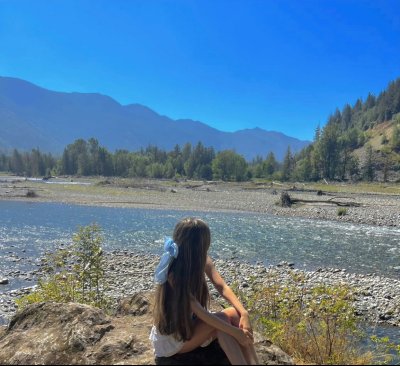 Watch Chloè 🌷🐝's leaked NSFW photo on TwXstars