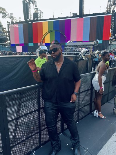 Watch ty.'s leaked NSFW photo on TwXstars