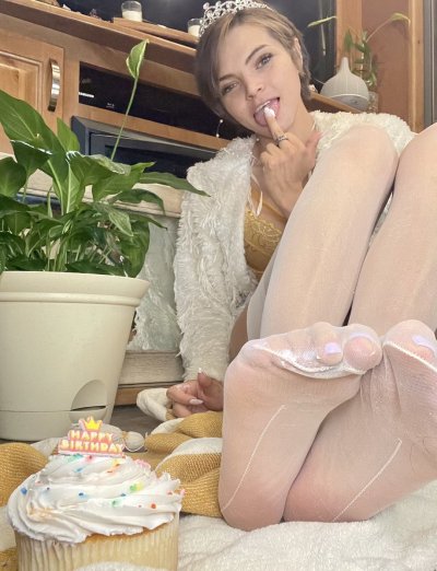 Watch ✨Goddess Calixta ✨'s leaked NSFW photo on TwXstars