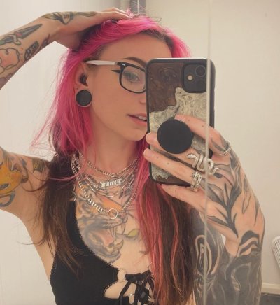 Watch emfaerie's leaked NSFW photo on TwXstars