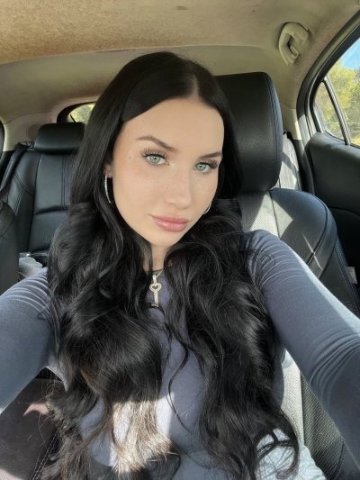 Watch Stella Brooks's leaked NSFW photo on TwXstars