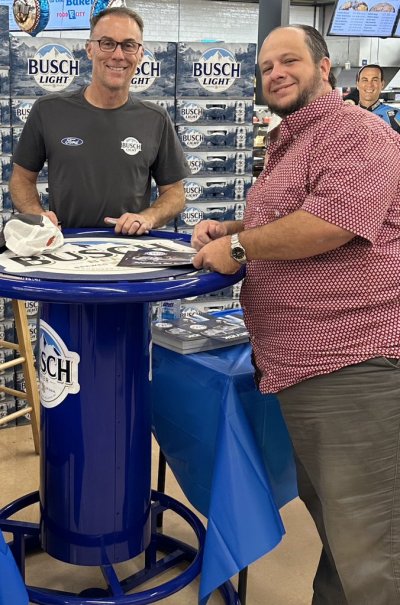 Watch Mike D's leaked NSFW photo on TwXstars