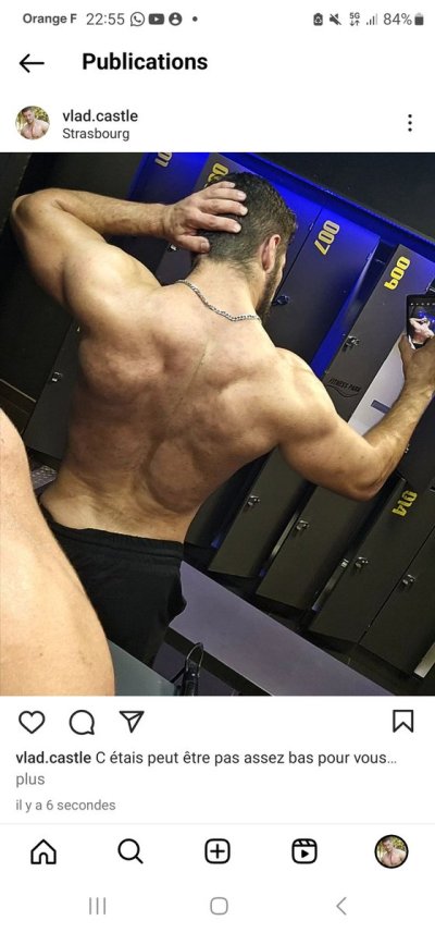 Watch Vlad Castle 82k's leaked NSFW photo on TwXstars