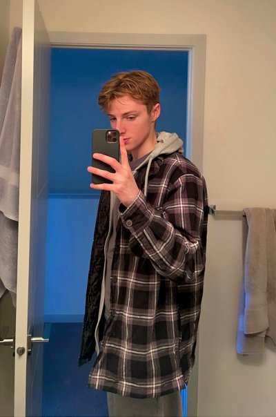 Watch Ansel Prower's leaked NSFW photo on TwXstars