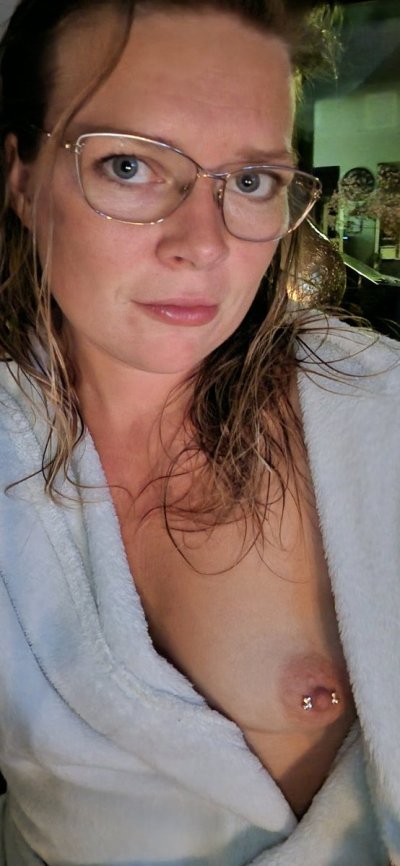 Watch 🔞🔞 Angela Deep 🔞🔞's leaked NSFW photo on TwXstars