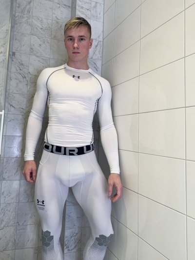 Watch BastianGate's leaked NSFW photo on TwXstars