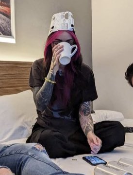 Watch emfaerie's leaked NSFW photo on TwXstars