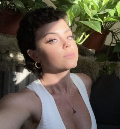 Watch Rahyndee's leaked NSFW photo on TwXstars