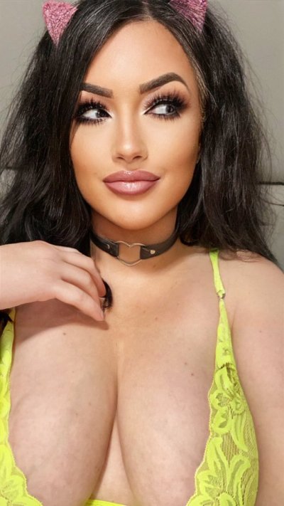 Watch Kirsten Lee's leaked NSFW photo on TwXstars