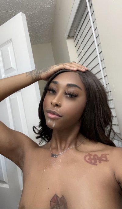 Watch 🌴𝐀𝐚𝐥𝐢𝐲𝐚𝐡 𝐀𝐥𝐢 🌴's leaked NSFW photo on TwXstars