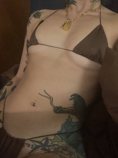 Watch Vanessa Vega's leaked NSFW photo on TwXstars