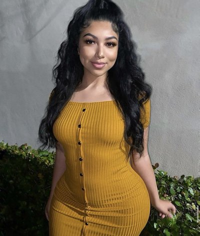 Watch Birkin Bag Mee Daddii 👜🛍's leaked NSFW photo on TwXstars