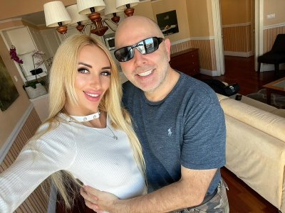 Watch Anita Blanche's leaked NSFW photo on TwXstars