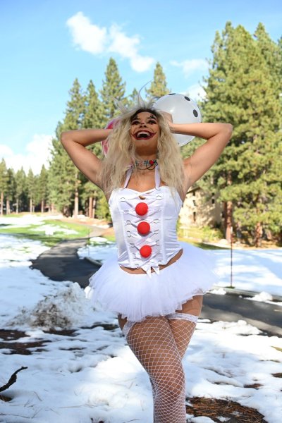 Watch Issa vegas's leaked NSFW photo on TwXstars