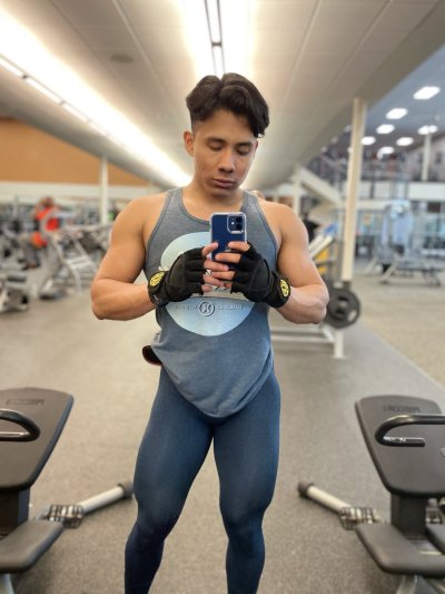 Watch ERICKITO BUBBLE 🍑's leaked NSFW photo on TwXstars