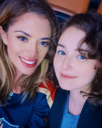 Watch Leana Lovings 💕's leaked NSFW photo on TwXstars