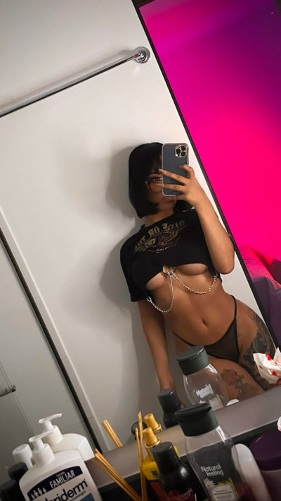 Watch Antonella Silva😘's leaked NSFW photo on TwXstars