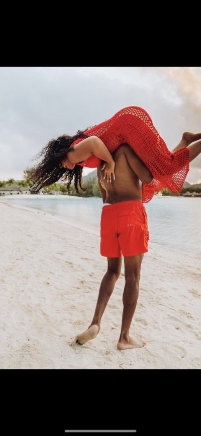 Watch Jordyn Woods's leaked NSFW photo on TwXstars