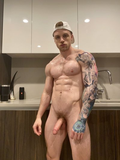Watch YesBrawn's leaked NSFW photo on TwXstars