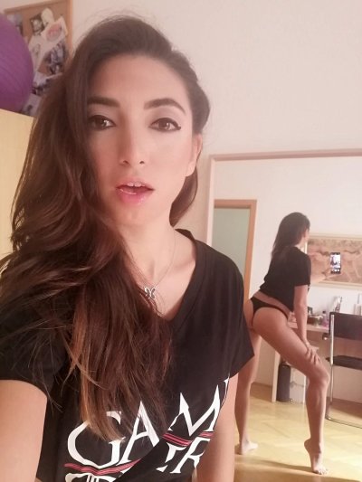 Watch Frida Sante's leaked NSFW photo on TwXstars