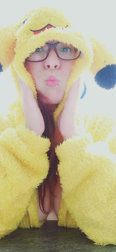 Watch Zenda SEXY's leaked NSFW photo on TwXstars