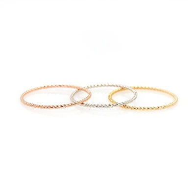 Watch Lily Olsen's leaked NSFW photo on TwXstars