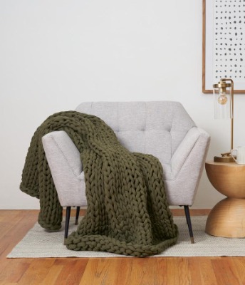 Watch Lily Olsen's leaked NSFW photo on TwXstars