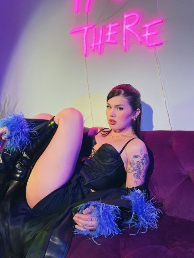 Watch daisy taylor's leaked NSFW photo on TwXstars