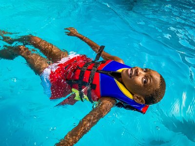 Watch Mental's leaked NSFW photo on TwXstars