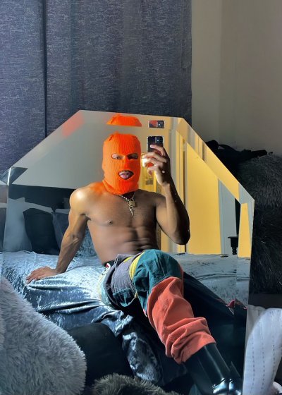 Watch 𝖇𝖆𝖇𝖞𝖙𝖗𝖆𝖉𝖊's leaked NSFW photo on TwXstars