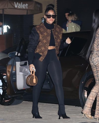 Watch Jordyn Woods's leaked NSFW photo on TwXstars