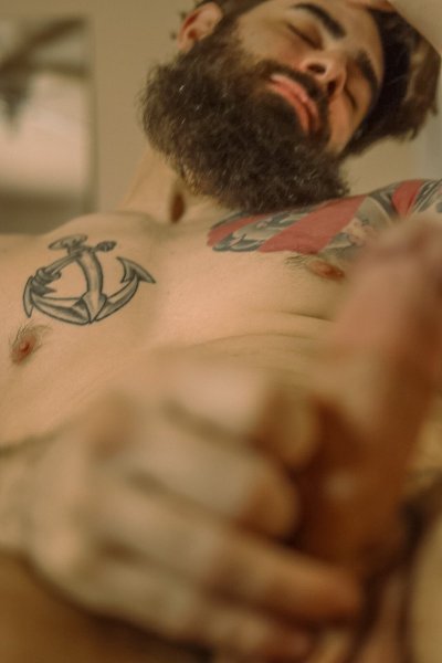 Watch axlerodstewart's leaked NSFW photo on TwXstars