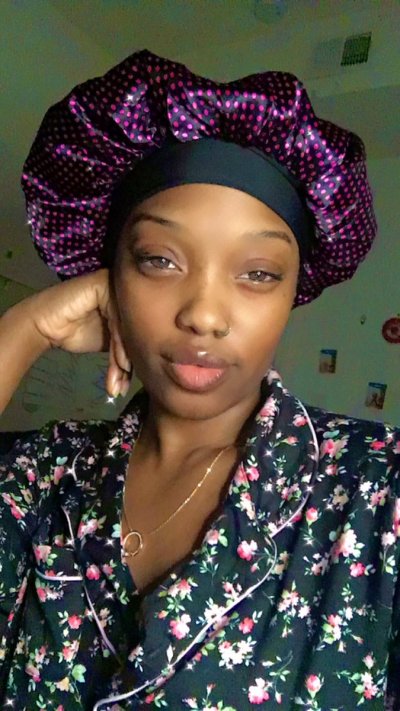 Watch IAMNICOLECASH's leaked NSFW photo on TwXstars