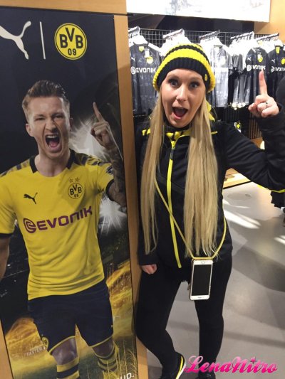 Watch Lena Nitro's leaked NSFW photo on TwXstars