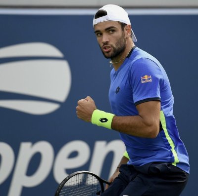 Watch 8inches's leaked NSFW photo on TwXstars