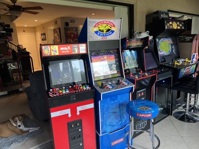 Watch Alex Jebailey's leaked NSFW photo on TwXstars